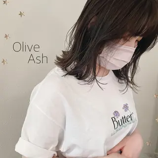 ミディアム カラー 市川 千夏のヘアスタイル