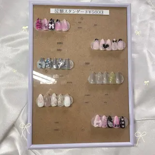 ネイル マンダリンボーテ あやか🍒💓のネイルデザイン