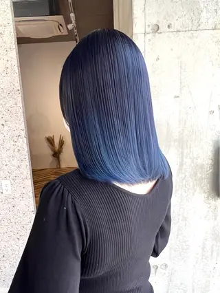 ミディアム カラー ヘアアレンジ lani ブリーチ /ダブルカラーのヘアスタイル