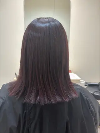 カラー 佐治 梨乃のヘアスタイル