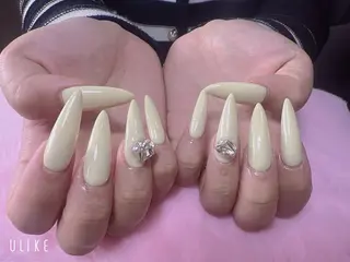 ネイル Hina ネイルサロンのネイルデザイン