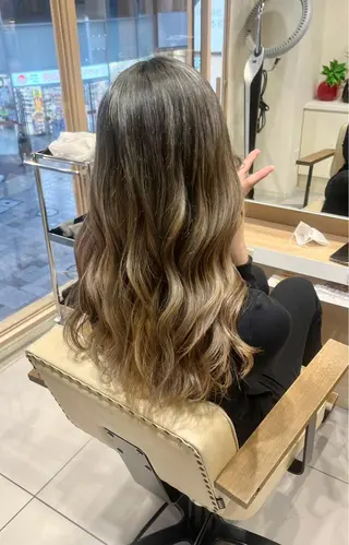 ロング カラー 🟣niw SHUNNA🟣のヘアスタイル