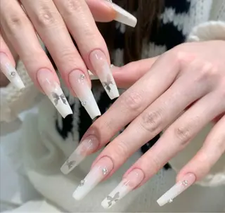 ネイル D-BEAUTY Nailsalonのネイルデザイン