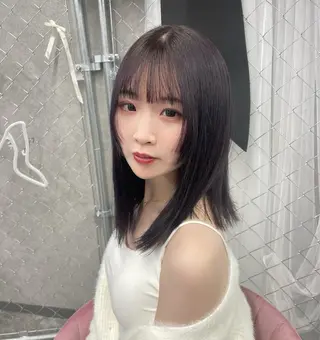 ミディアム K Iのヘアスタイル