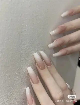 ネイル THE  ONE 藤本のネイルデザイン