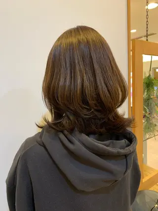 カラー カワニシ ＊のヘアスタイル