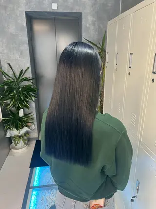 ロング カラー 🌈推し活ハイトーン 💫荒川結星のヘアスタイル