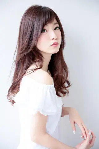 ロング ヘアアレンジ 鶴﨑 美優亜のヘアスタイル