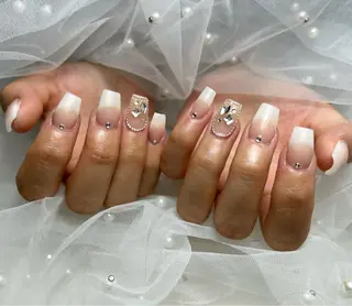 ネイル ✴︎ Delightのネイルデザイン