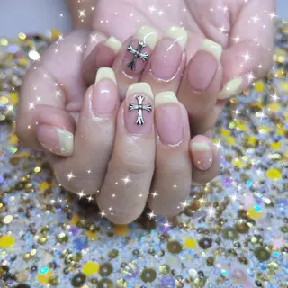 ネイル パーツ全部¥110 サロンミミのネイルデザイン