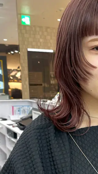 ミディアム カラー mei|顔まわり ×透明感カラーのヘアスタイル