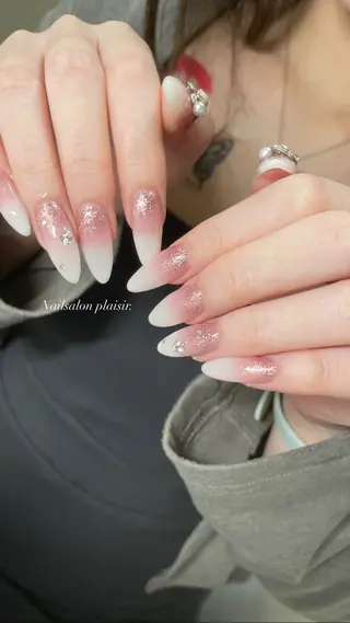 ネイル Nallsalon Plaisirbeauty所属・Plaisir beautyのネイルデザイン