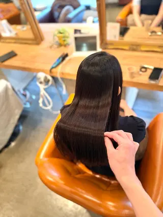 ロング 髪質改善／美髪矯正 林田和真のヘアスタイル