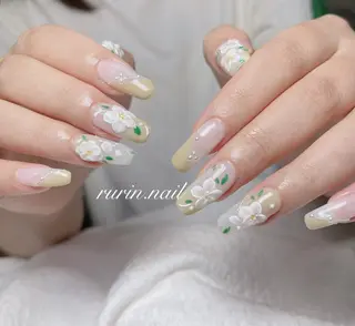 ネイル ルリン サロン💅のネイルデザイン