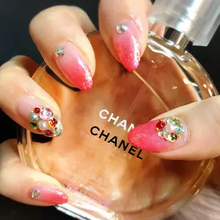 ミディアム ネイル MKY salonのネイルデザイン
