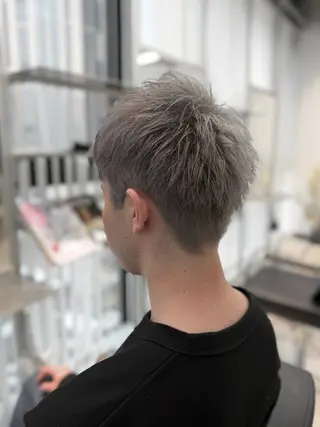 ショート ブリーチ特化🎖️ピ ンクカラー高橋さやかのヘアスタイル