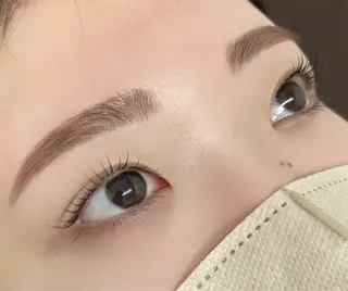 アイブロウ enu大阪梅田店【エヌ】所属・大西 里奈のマツエク・マツパデザイン