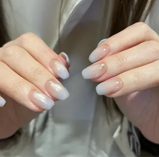 ネイル White dear fujiwaraのネイルデザイン