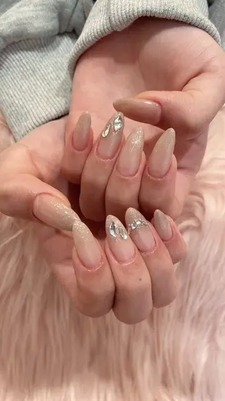 ネイル crystal ⭐︎ colorのネイルデザイン