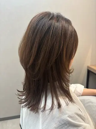 セミロング レイヤー✂︎ぷつボブ 艶カラー🤍noaのヘアスタイル