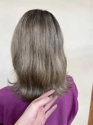 カラー SALOWIN栄 高須大貴のヘアスタイル