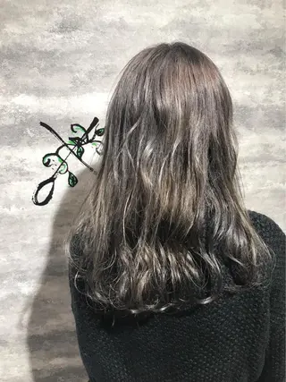 ミディアム カラー 🫟Blanco🫟 Color&Careのヘアスタイル