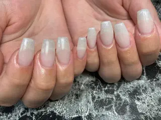 ミディアム ネイル ✴︎ Delightのネイルデザイン