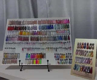 ネイル LUAN yuumiのネイルデザイン