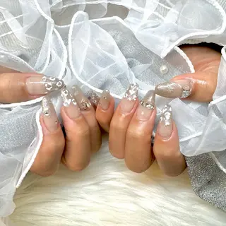 ロング Lily. ゆきみのネイルデザイン