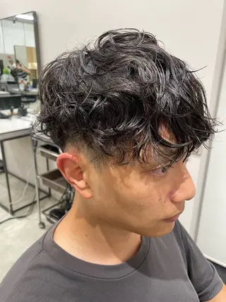 パーマ メンズ 透明感カラー✨艶髪 制作🌱山根あゆみのヘアスタイル