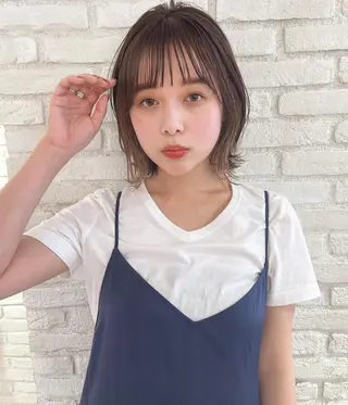 ミディアム カラー 古宅 曖良のヘアスタイル