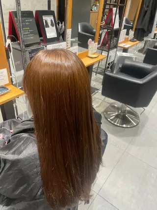 カラー 土居 海緒のヘアスタイル