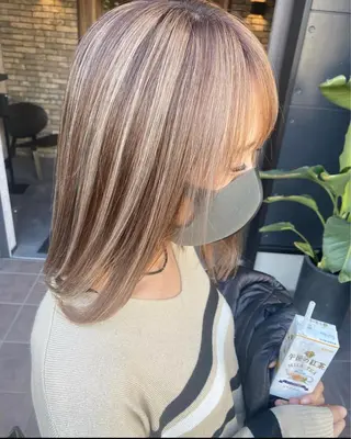 セミロング ケアブリーチ 黒瀬有汰のヘアスタイル
