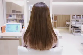 ロング 銀座シロー　村山 レツのヘアスタイル