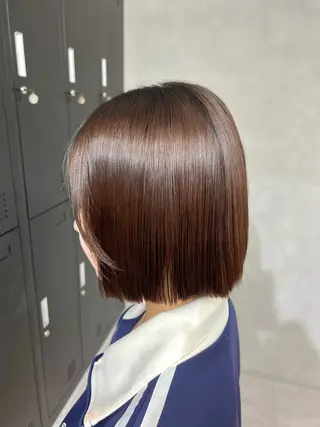 ミディアム カラー 小森聖奈 韓国風レイヤーカットのヘアスタイル