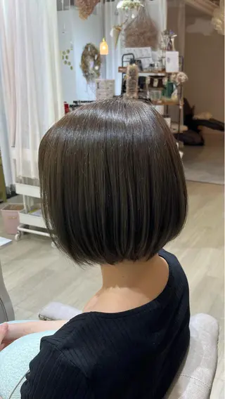 ショート カラー MINA ミナのヘアスタイル