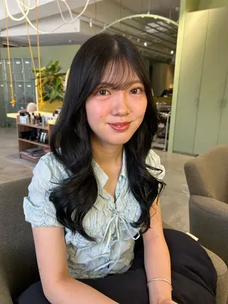 カラー 一條 乃亜のヘアスタイル