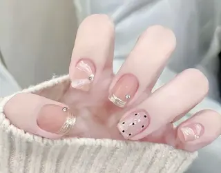 ネイル 高木 維麗絲のネイルデザイン