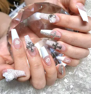 ネイル サロンダリア Naoのネイルデザイン