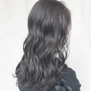 カラー 早﨑 映天のヘアスタイル