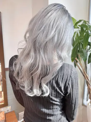 カラー Re:ta Hair 飯田淳平のヘアスタイル