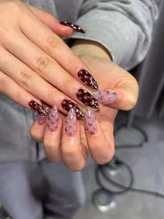 ネイル 🪐富島彩夏 /海外nail🪐のネイルデザイン