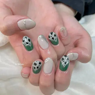 ネイル nail salon e'mu💐のネイルデザイン