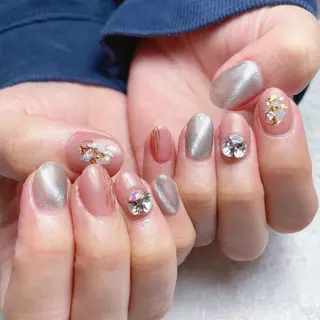 ネイル Nailsalon Lilies♡のネイルデザイン