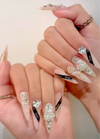 ネイル 長さだし専門店 ROKANAILのネイルデザイン