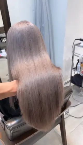 ロング カラー パーマ ヘアアレンジ ブリーチカラー🤍 颯馬🐈‍⬛のヘアスタイル