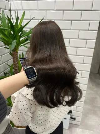 ロング カラー ヘアアレンジ newi赤羽 HINATAのヘアスタイル