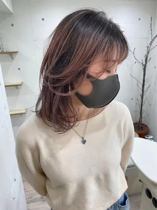 ミディアム カラーが上手い 辻悠月のヘアスタイル