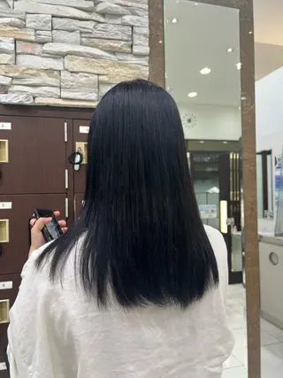 ロング ハイトーン/うる艶 カラー Mioのヘアスタイル