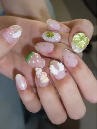 ネイル チハル ミチハタのネイルデザイン